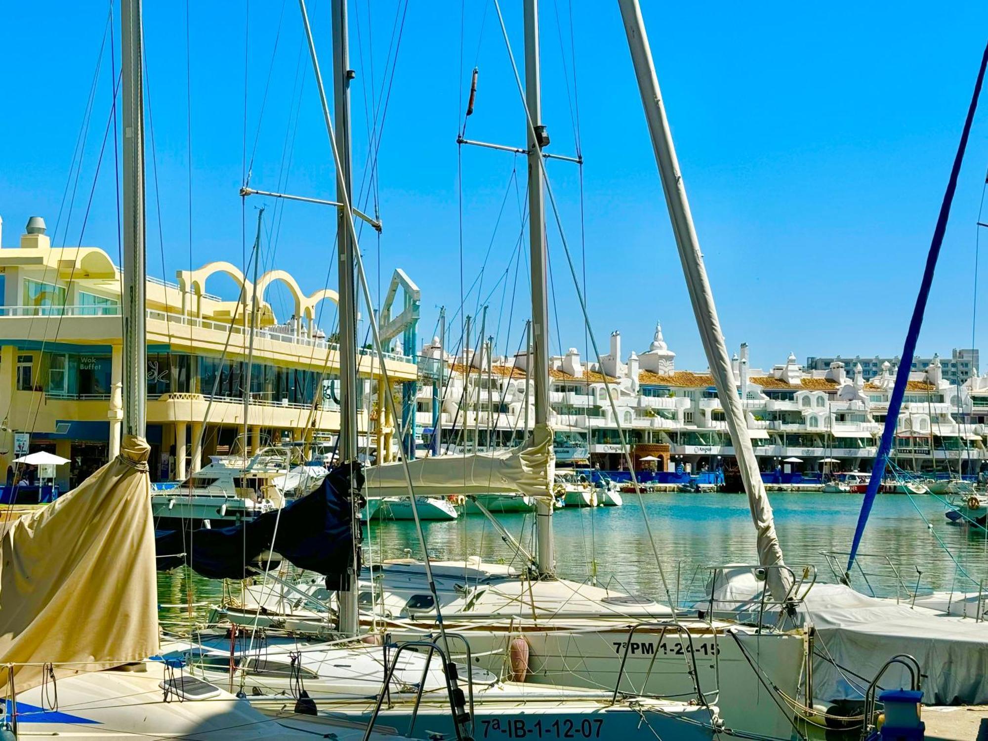Appartement Luxe In De Jachthaven Benalmadena, Provincie Malaga, Costa Del Sol